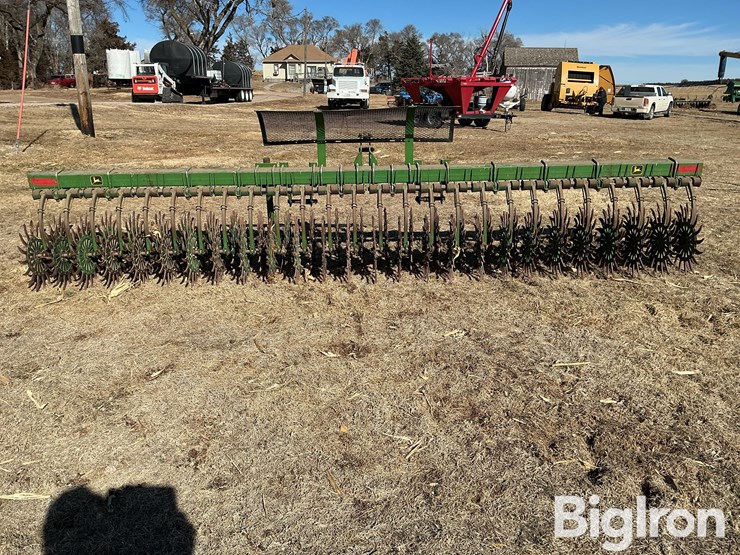 john-deere-400-image-6