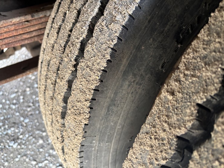 2002-international-4700-image-78