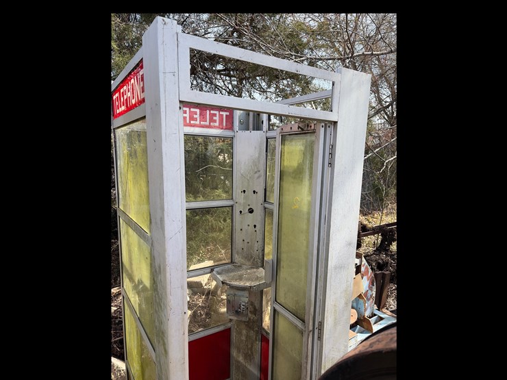 #2-•-vintage-phone-booth-image-4