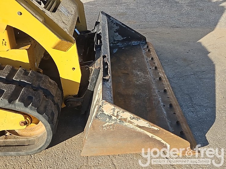 2022-caterpillar-289d3-image-11