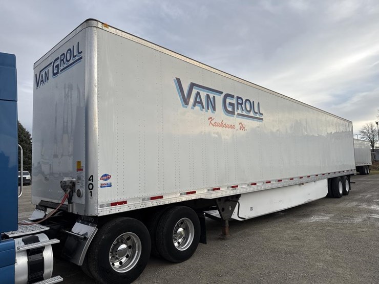 2019-utility-53'-image-1