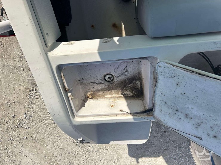 1992-21ft-four-winns-205-sundowner-boat-w/-boat-trailer-image-24