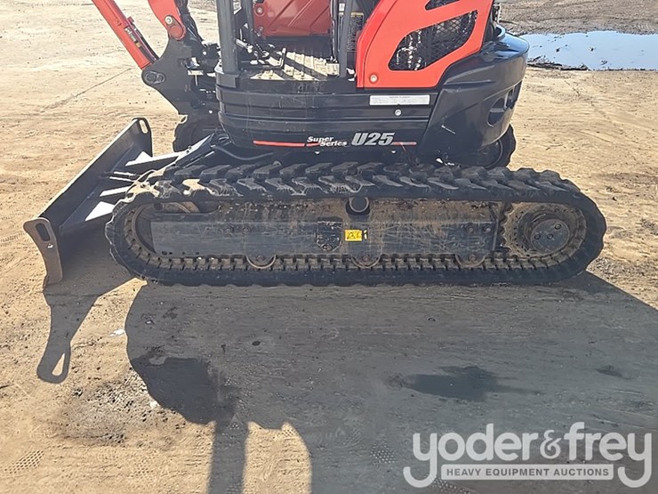2022-kubota-u25-image-35