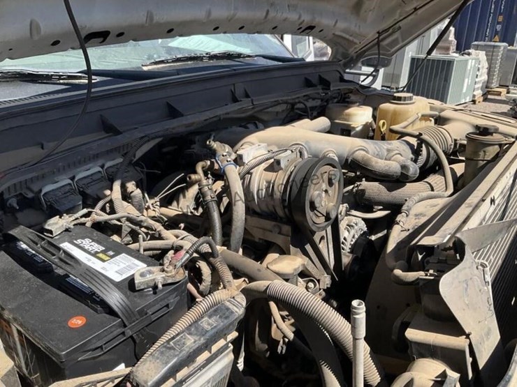 2015-ford-f550-image-16