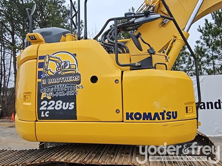2019-komatsu-pc228us-lc-image-34