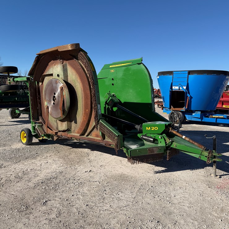 2019 JOHN DEERE M20
