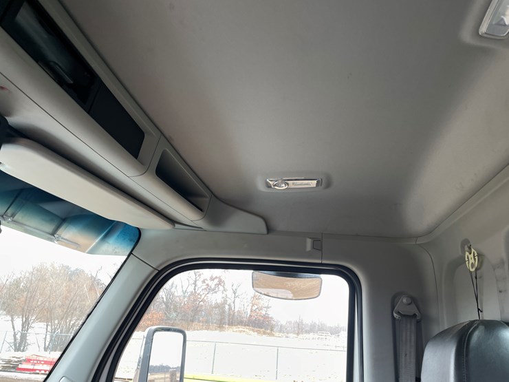 2019-kenworth-t880-image-72