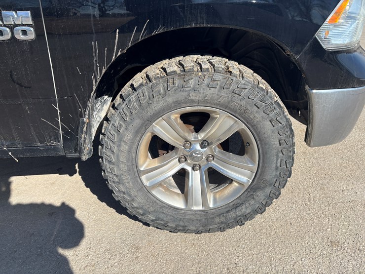 2014-dodge-1500-image-56