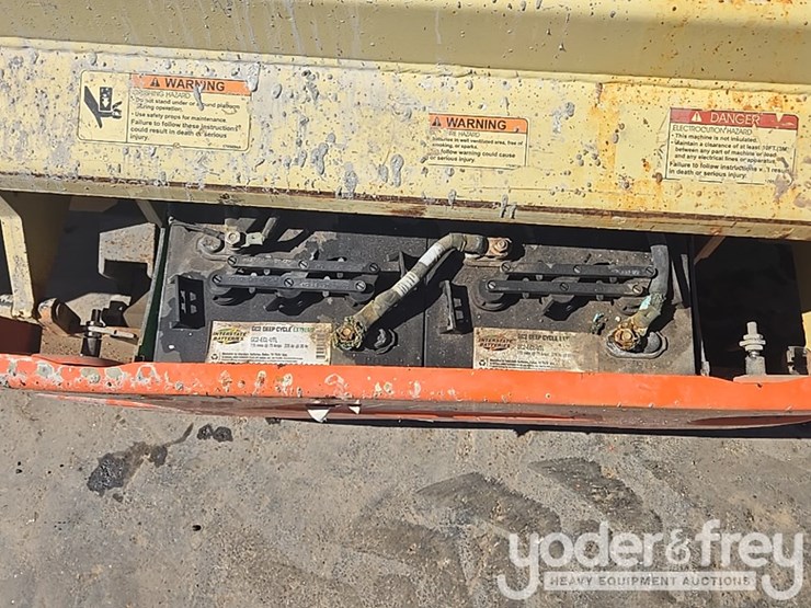 2018-jlg-3246es-image-34