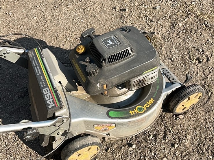 john-deere-push-mower,-model-14sb-image-2