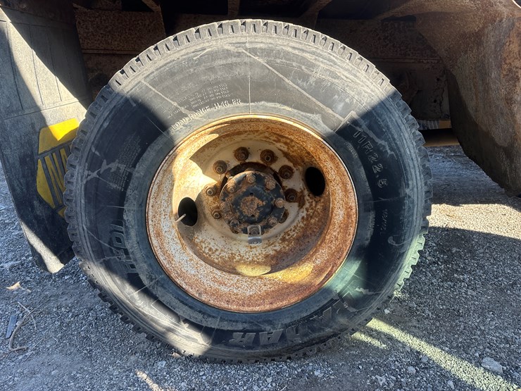 2002-international-4400-sba-image-67