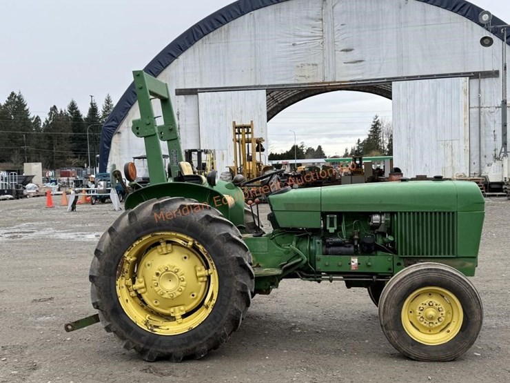 john-deere-2040-image-8