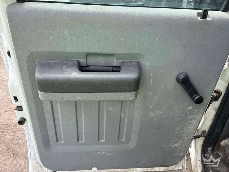 2011-ford-f450-image-27