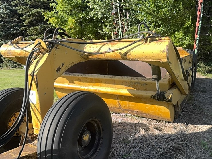 10-yard-ashland-scraper,-hydraulic-push-off,-very-heavy-duty,-works-good-image-12