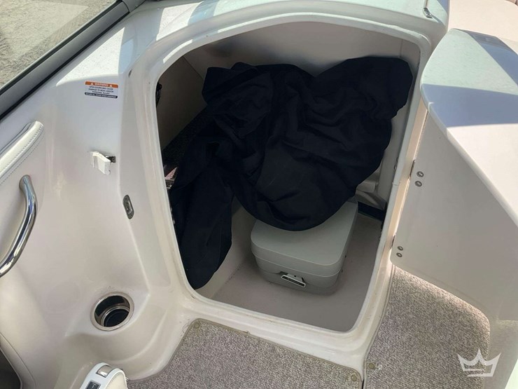 2012-23ft-chaparral-sunesta-boat-with-22ft.-t/a-continental-boat-trailer-image-20