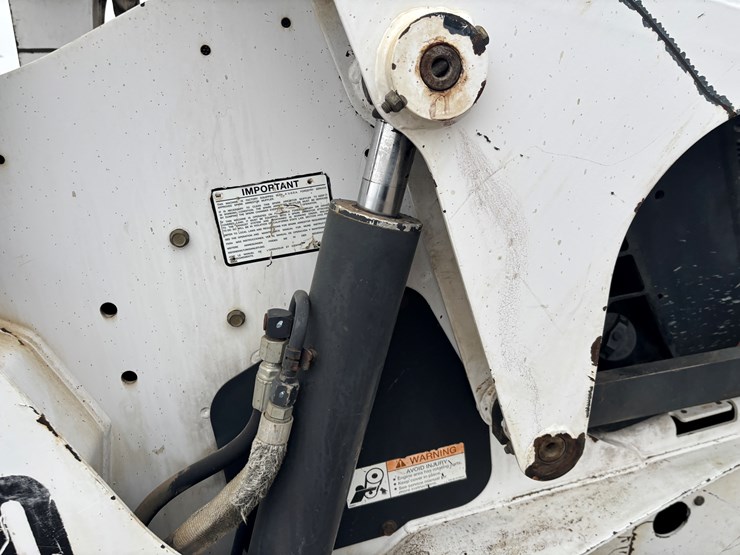 bobcat-s250-image-51