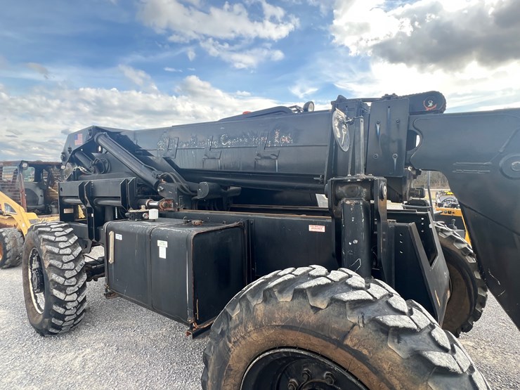 lull-644b-42-image-8