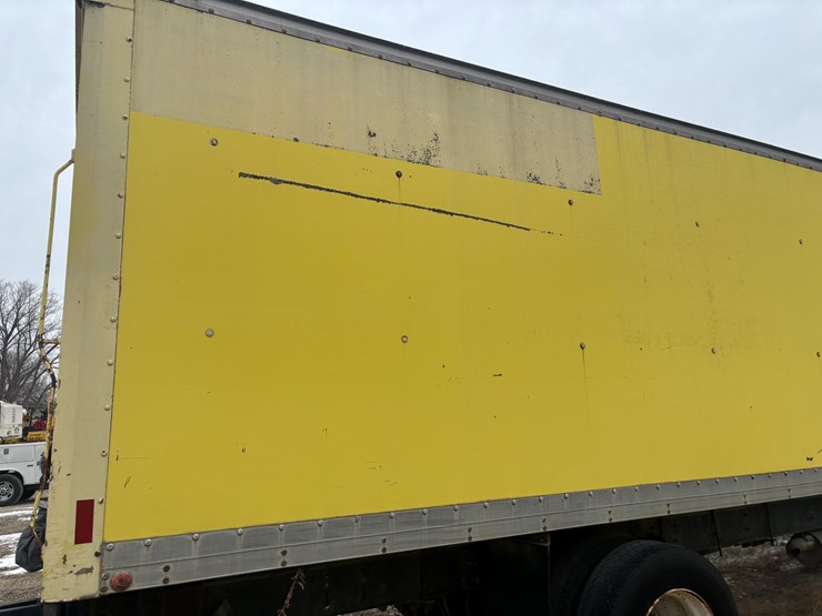 #2269-•-1992-freightliner-box-truck-image-34