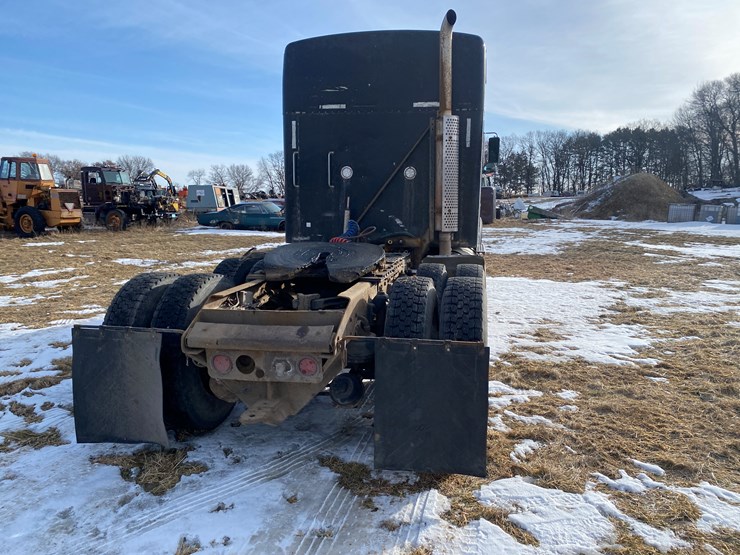 1999-kenworth-t800-image-6