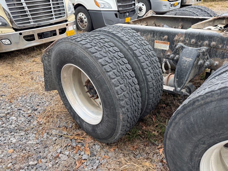 #40951-•-2019-freightliner-cascadia-t/a-daycab-truck-tractor-3akjhtdv5kskd3189-image-13