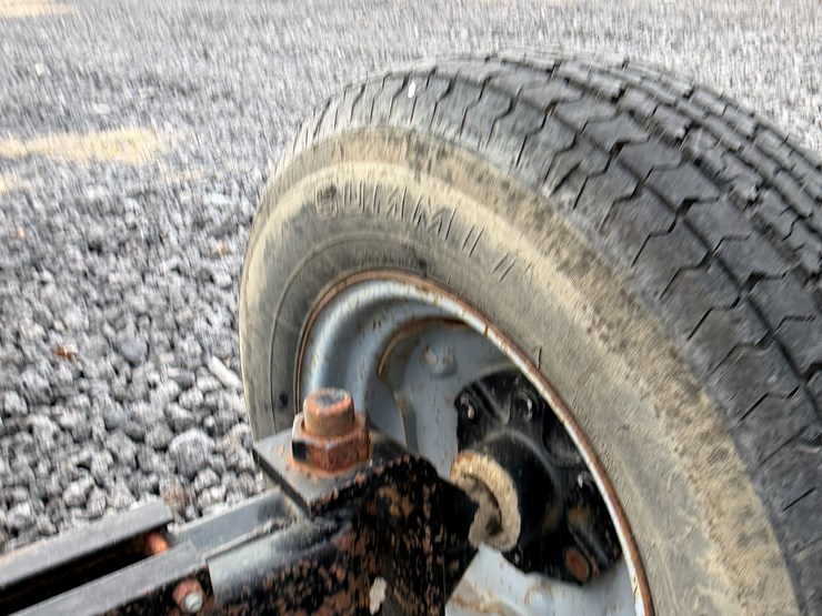 #40979-•-frontier-31'-header-trailer-image-9