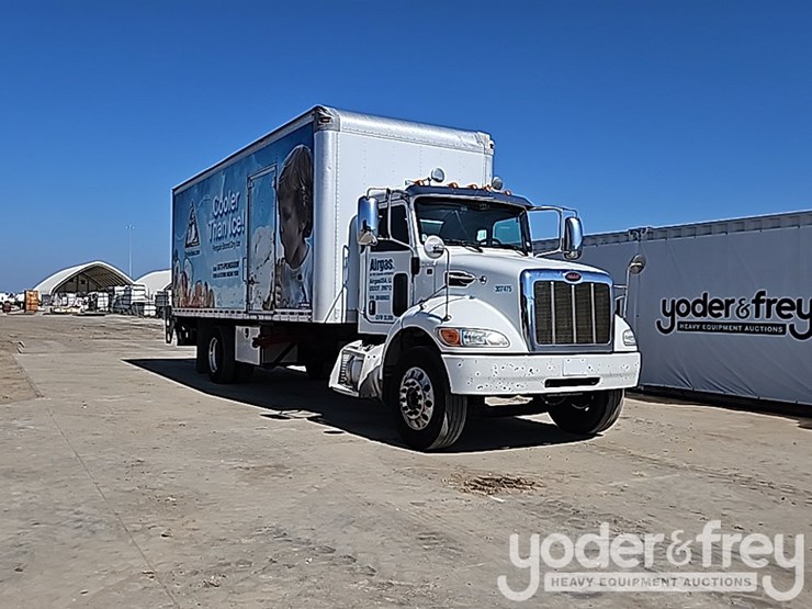 2018-peterbilt-337-image-7