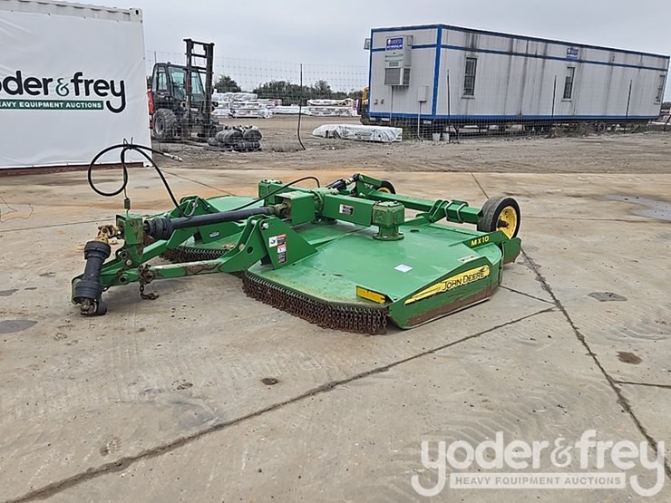 2020-john-deere-mx10-image-1