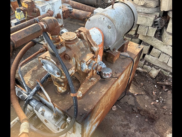 #23-•-racine-10-hp-hydraulic-power-unit-image-1