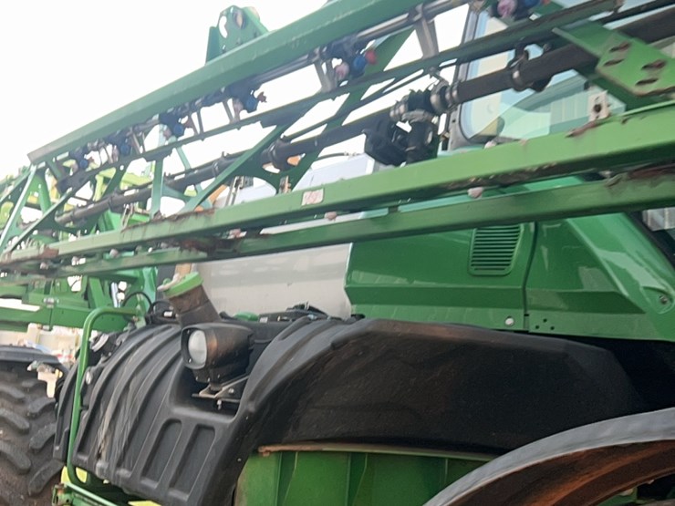 2014-john-deere-r4030-image-169