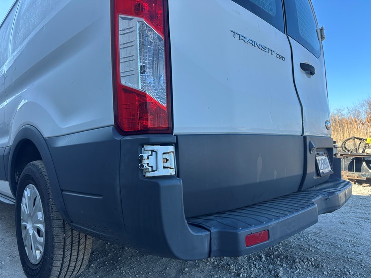 2017-ford-transit-image-20