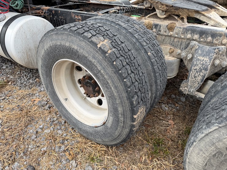 #40951-•-2019-freightliner-cascadia-t/a-daycab-truck-tractor-3akjhtdv5kskd3189-image-8