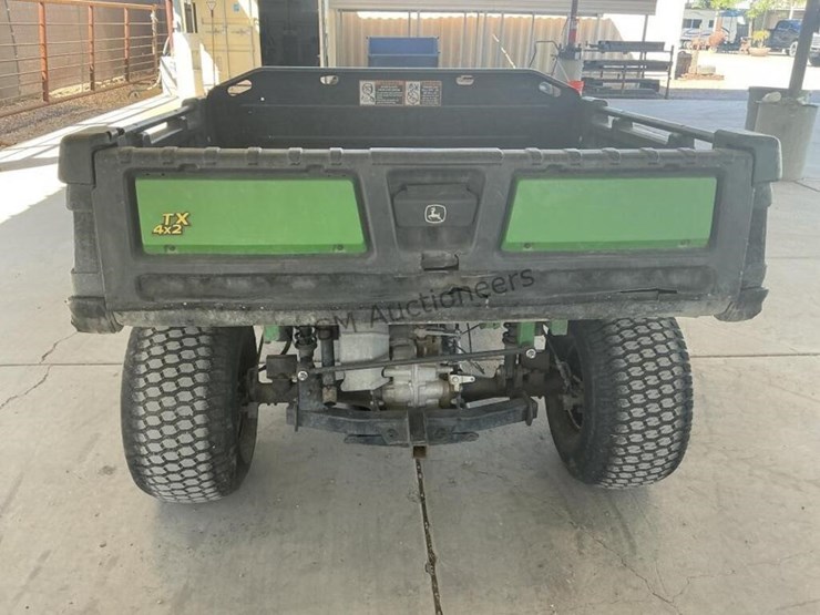 2014-john-deere-gator-image-6