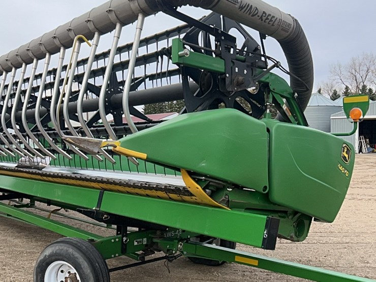 2013-john-deere-640-image-10