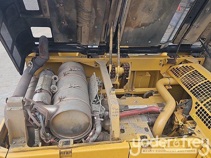 2018-caterpillar-349fl-image-18