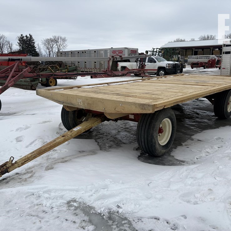 8.5X20' FLAT WAGON 45