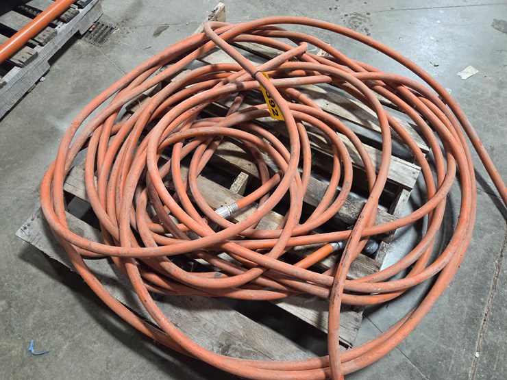#5392-•-garden-hose-and-misc.-items-image-3