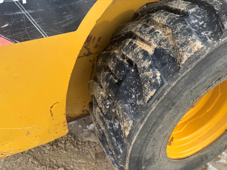 2009-caterpillar-252b2-image-53