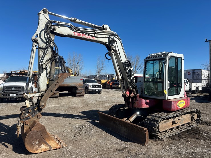 takeuchi-tb180fr-image-1