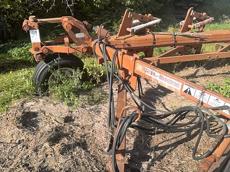￼wilrich-eight-bottom-auto-reset-plow,-been-parked-for-a-while,-good-working-unit-when-last-used.-image-20