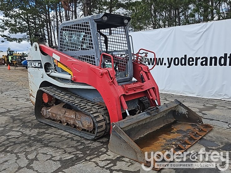 2017-takeuchi-tl12r2-image-7