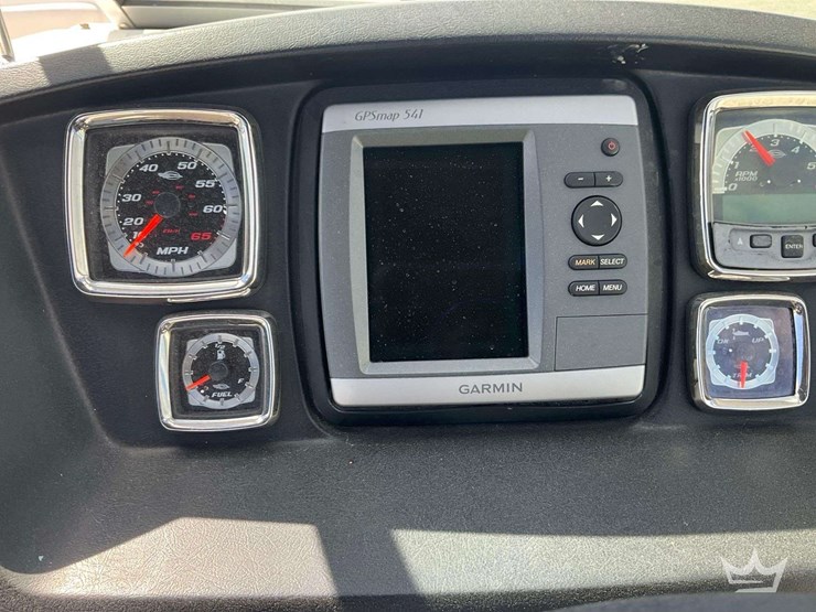 2012-23ft-chaparral-sunesta-boat-with-22ft.-t/a-continental-boat-trailer-image-18