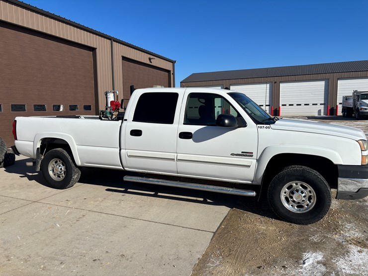 2005-chevrolet-2500-image-4