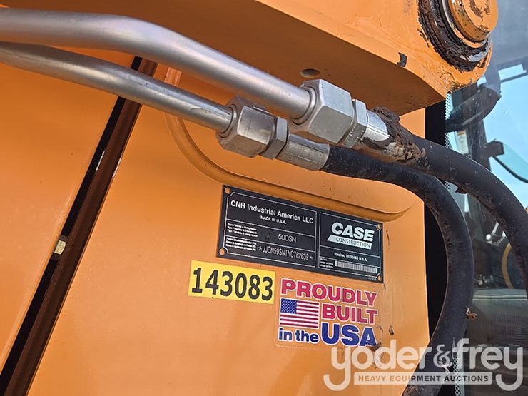 2022-case-590sn-image-21