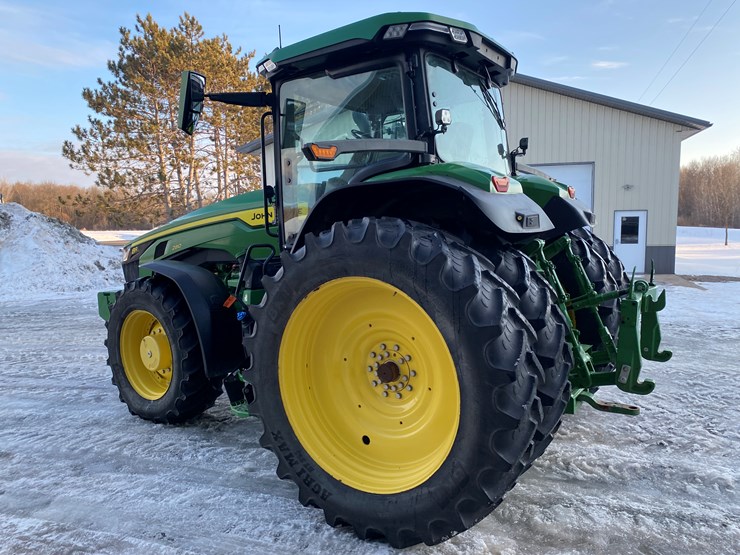 2022-john-deere-8r-280-image-16