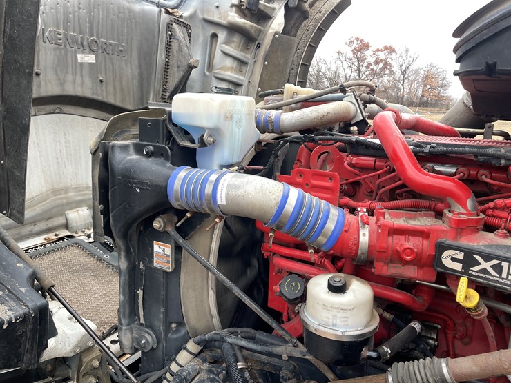 2019-kenworth-t880-image-51