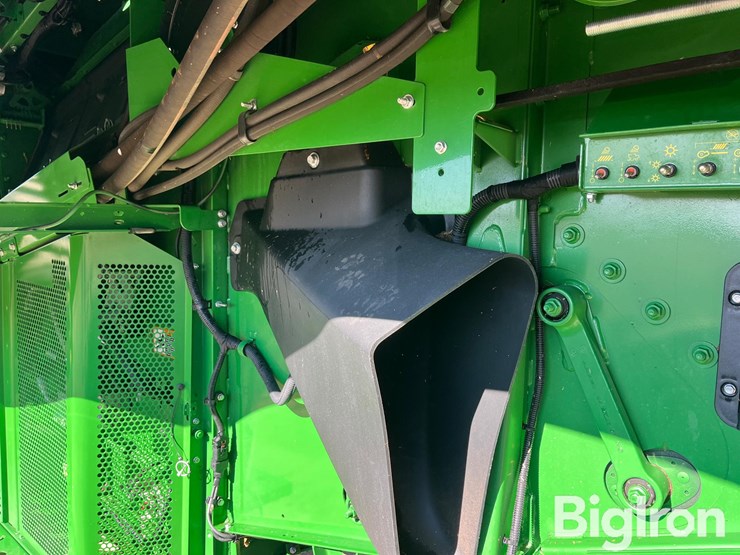 2022-john-deere-s760-image-13