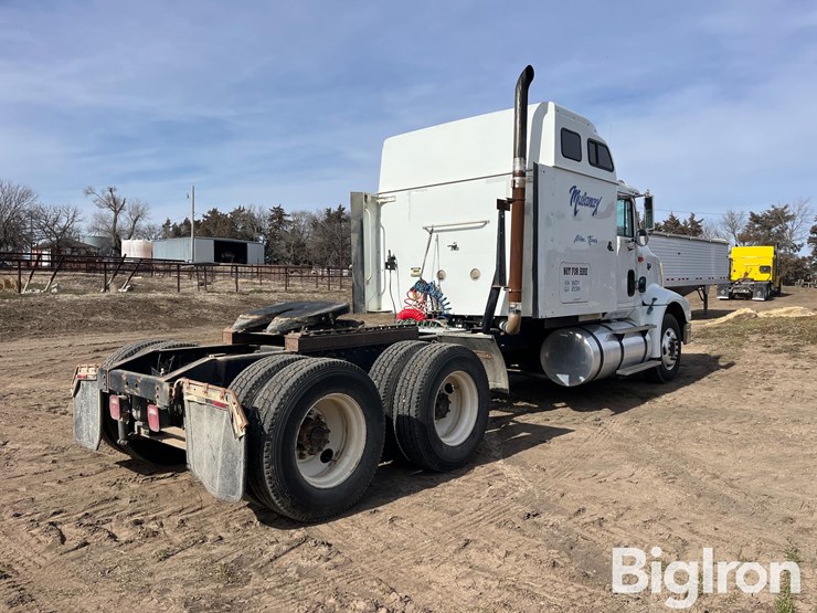 1999-international-9400-eagle-image-4