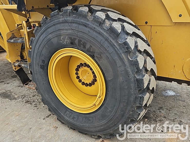 2021-caterpillar-930m-image-14