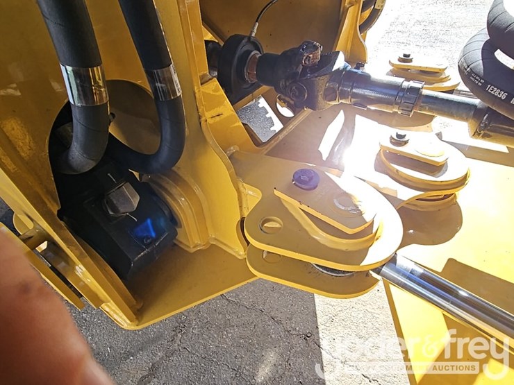 2026-caterpillar-930-image-22