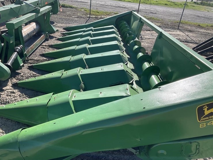 john-deere-843-image-4